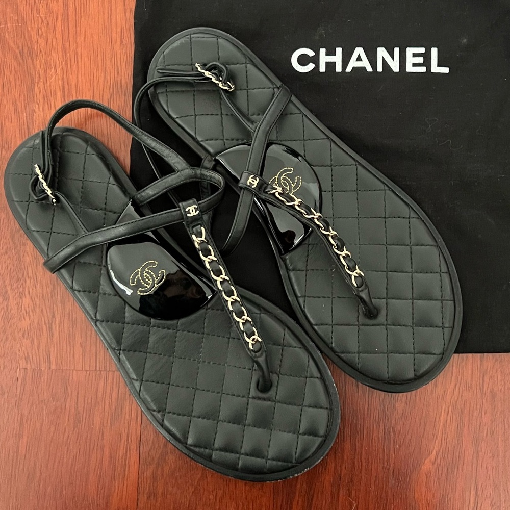 AUTHENTIC CHANEL Classic Chain Sandals Size 38